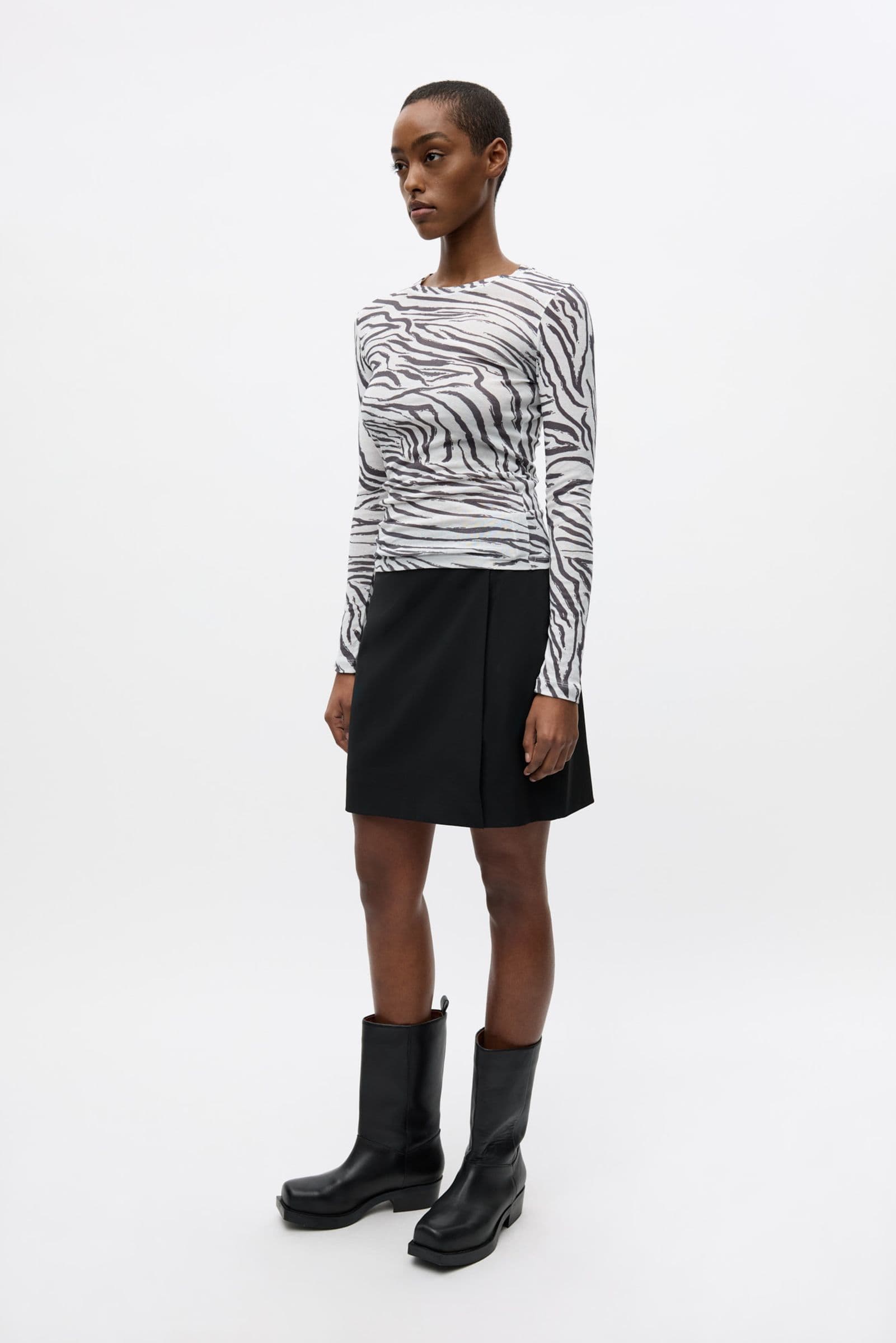 ENVELDA LS TEE AOP 5328 Washed Zebra