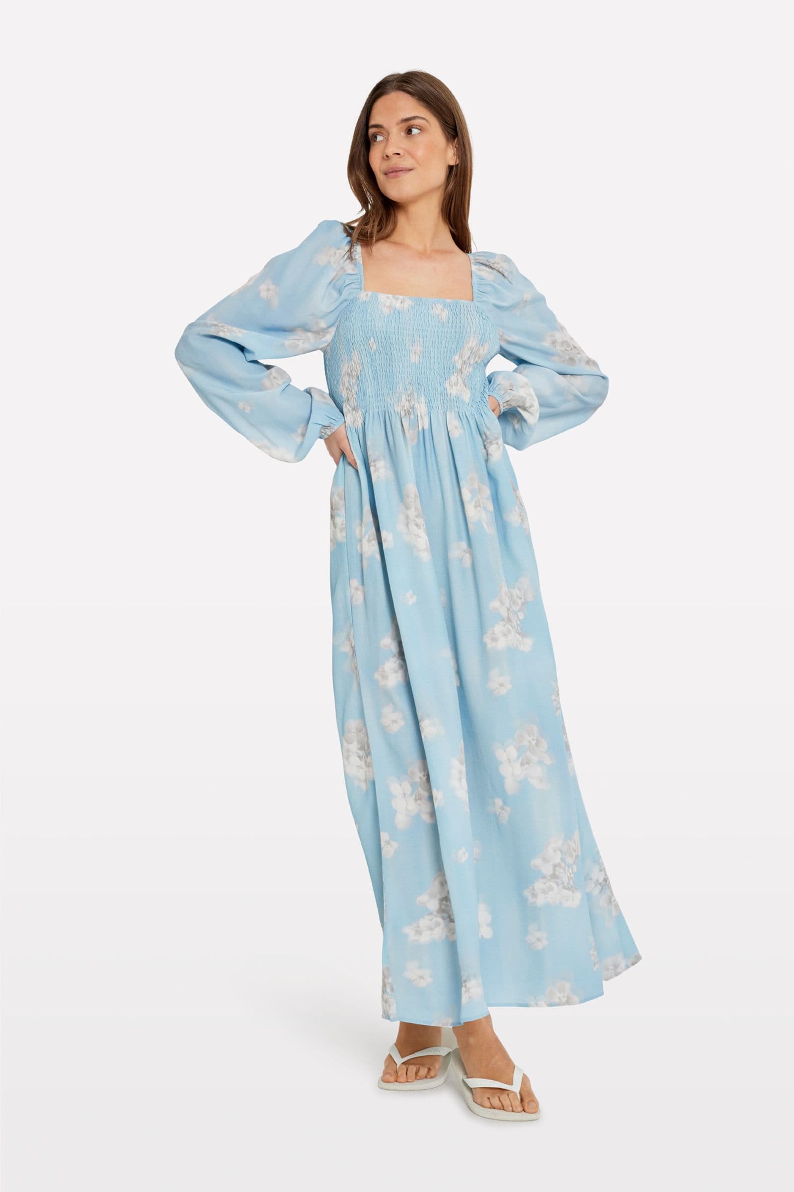 ENZINNIA DRESS AOP 7014 SKY FLOWER