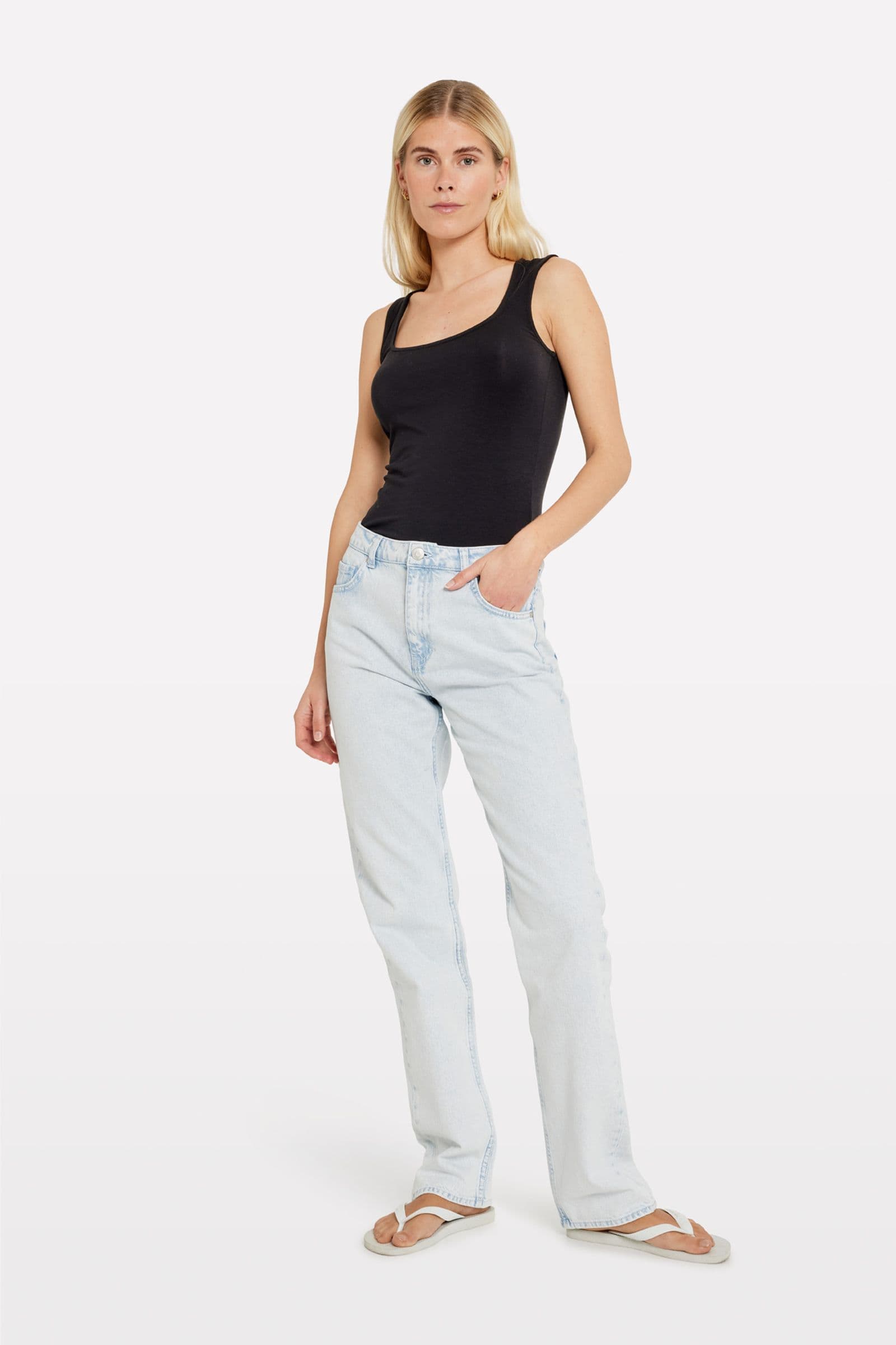 ENMARTA SL SQ-N TEE 7047 Black