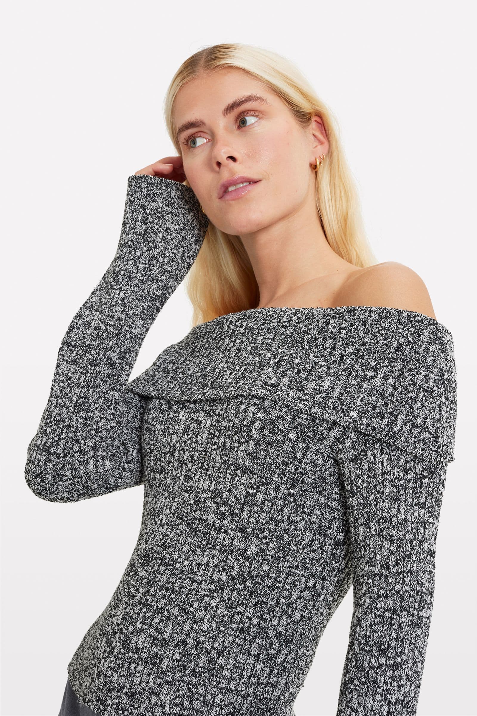 ENTOPO O-S LS KNIT 7168 Black/white