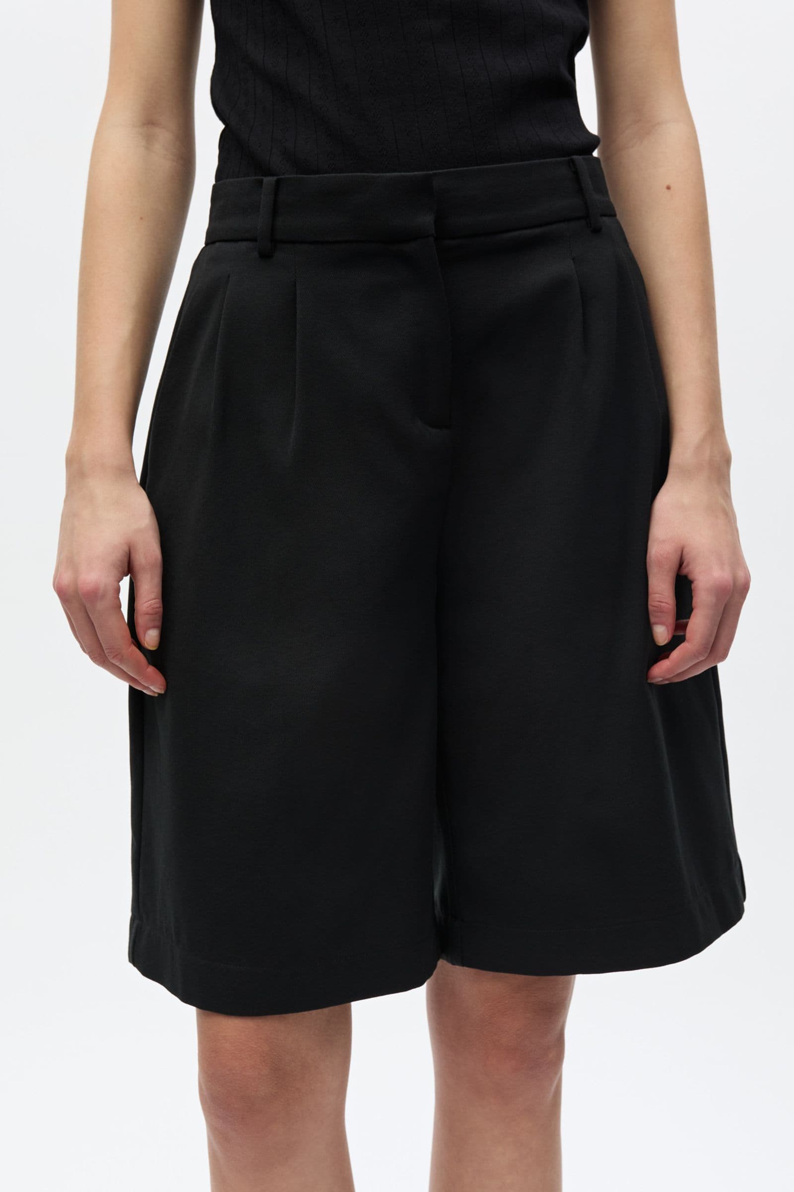ENDORE SHORTS 7092 Black
