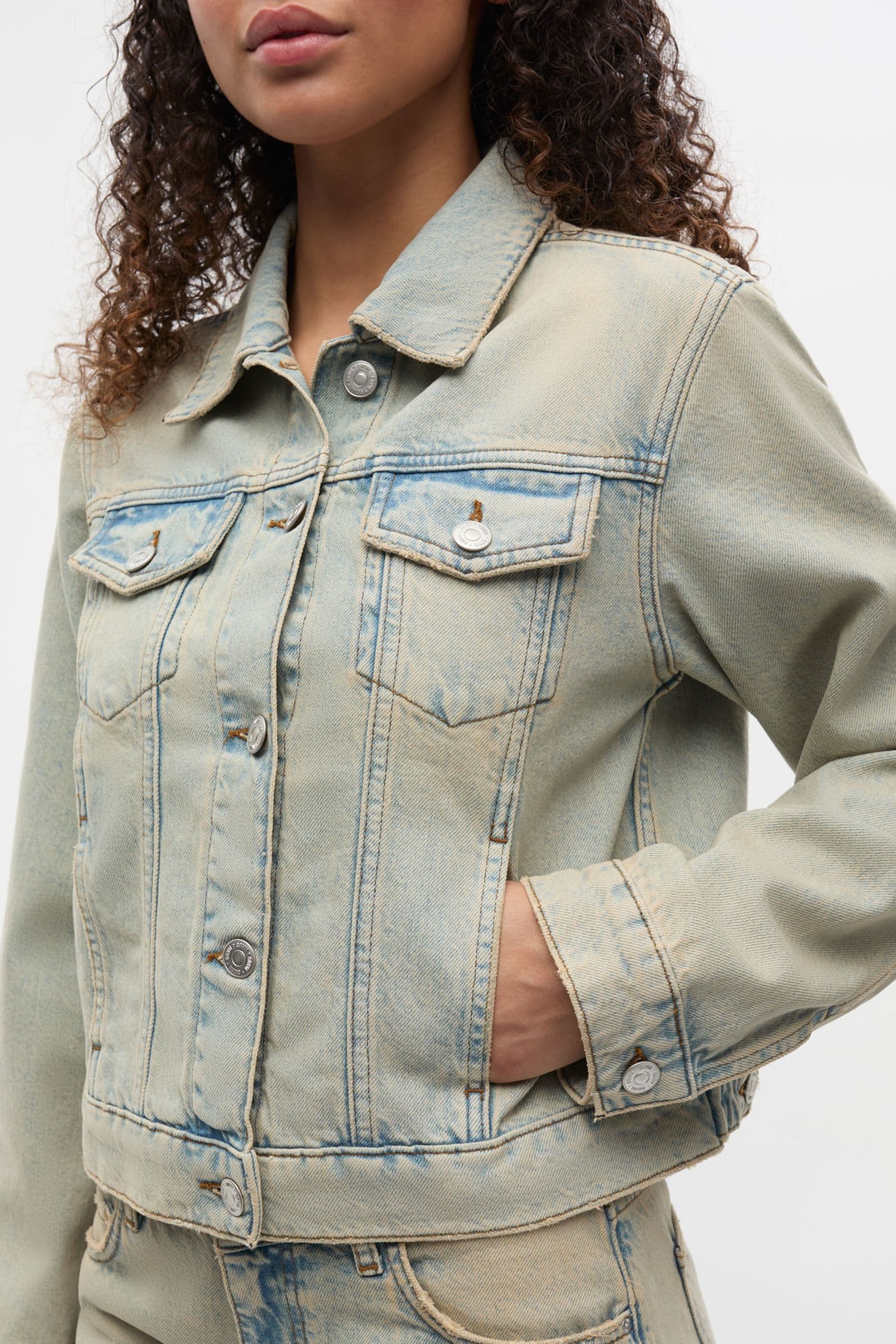 ENGARDA JACKET 7215 Yellow Tint