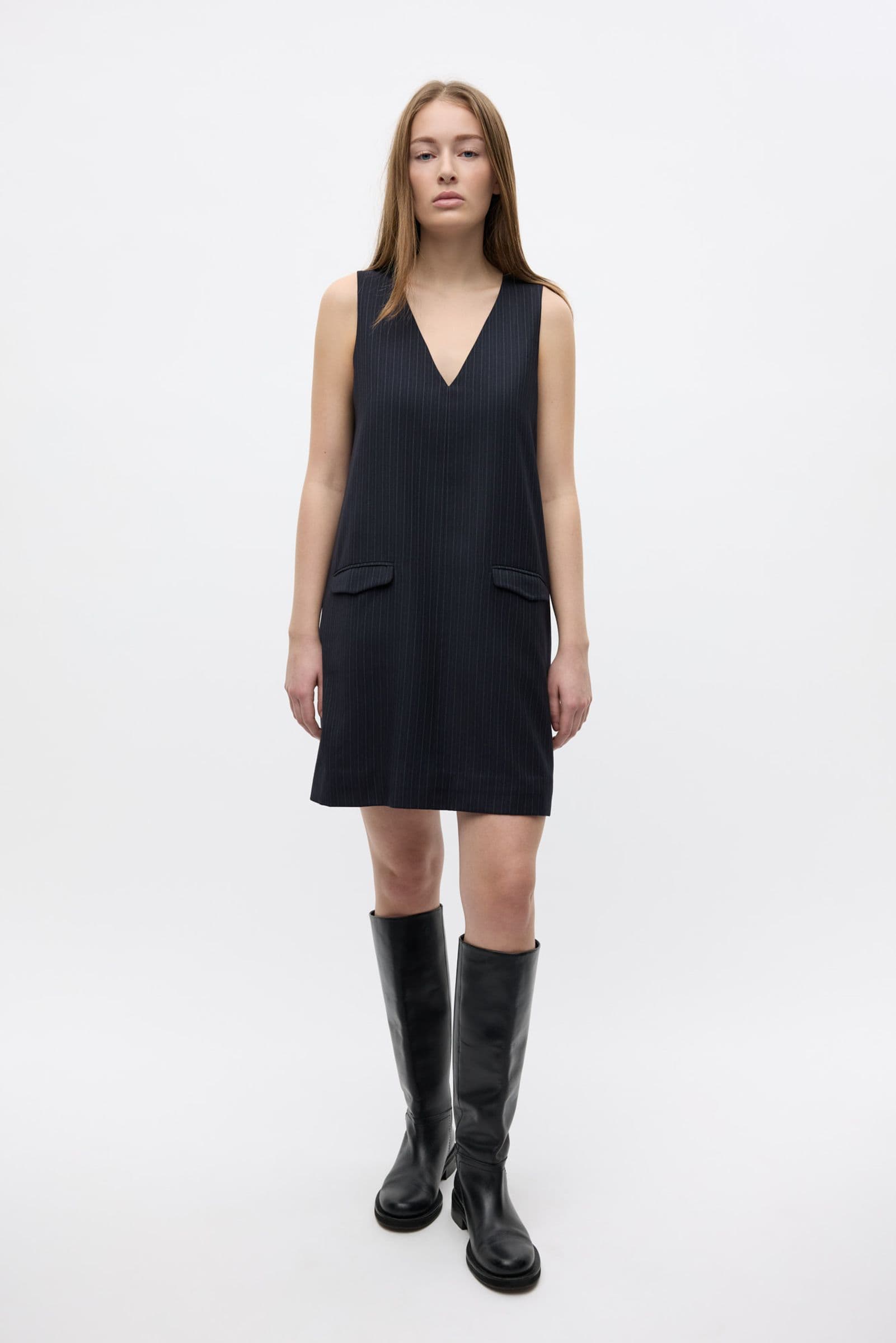 ENWOOD POCKET DRESS 7269 Dark Navy Pinstripe