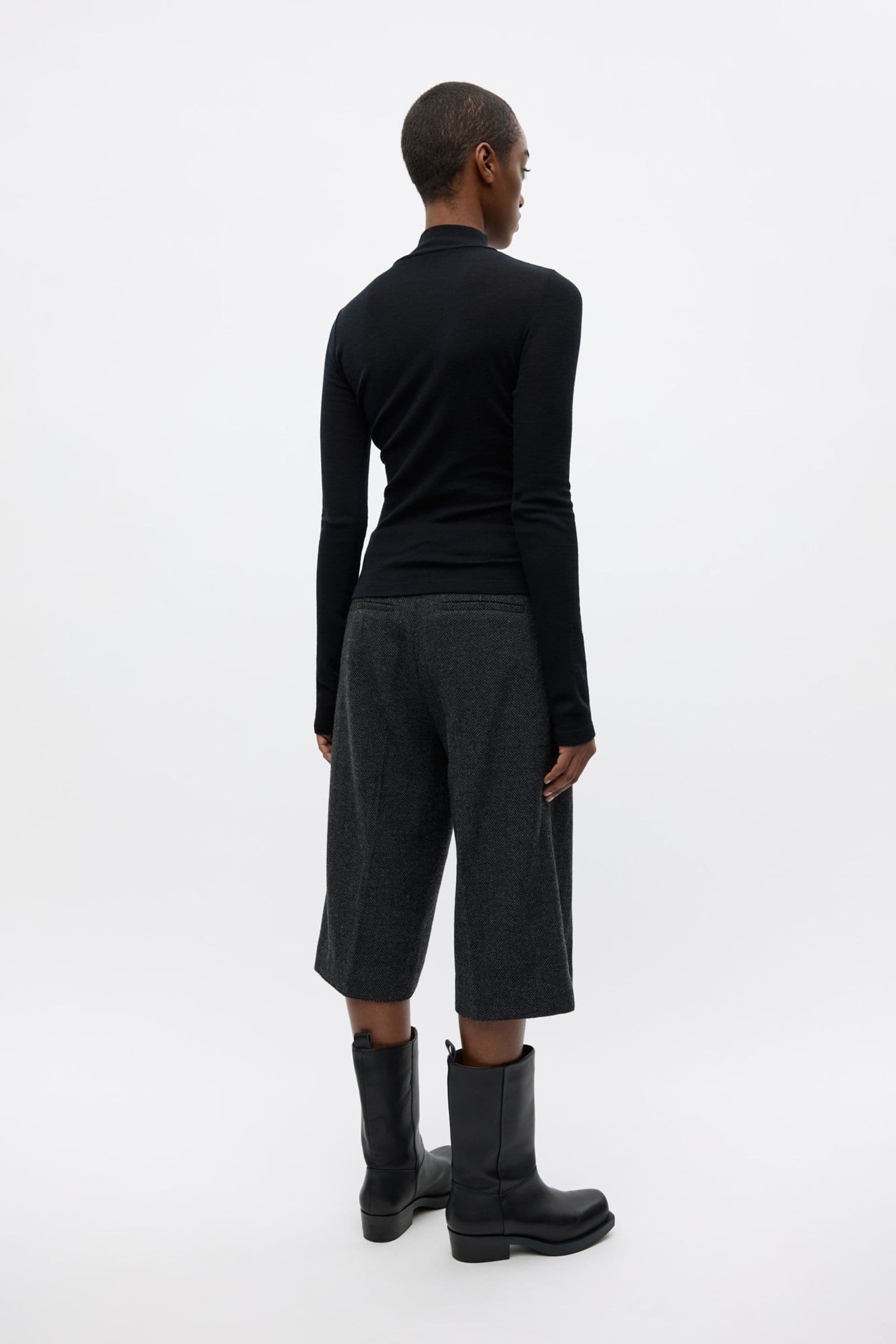 ENARIZONA SHORTS 7285 Dark Grey Mel