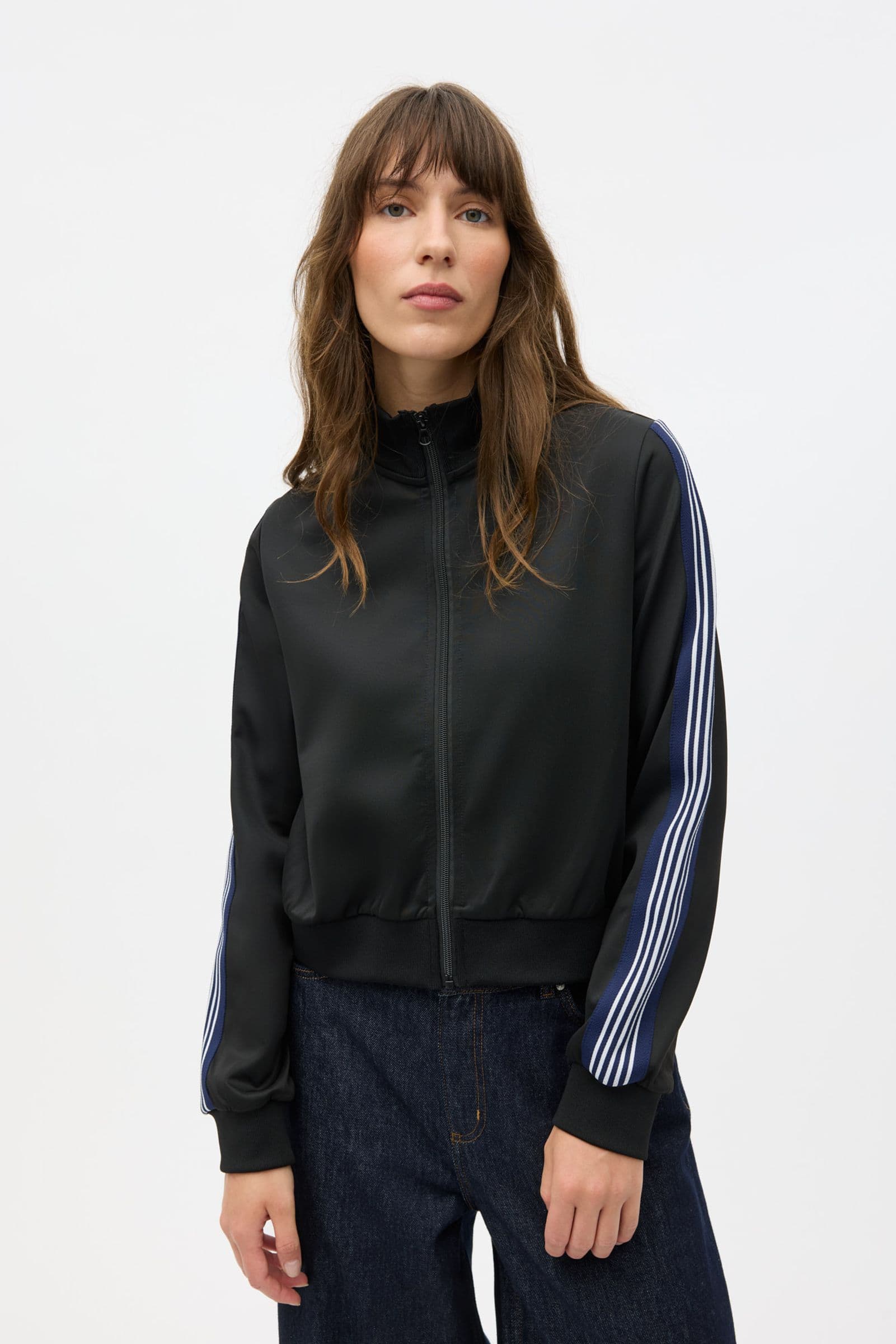 ENTRAY ZIP JACKET 7352 Black