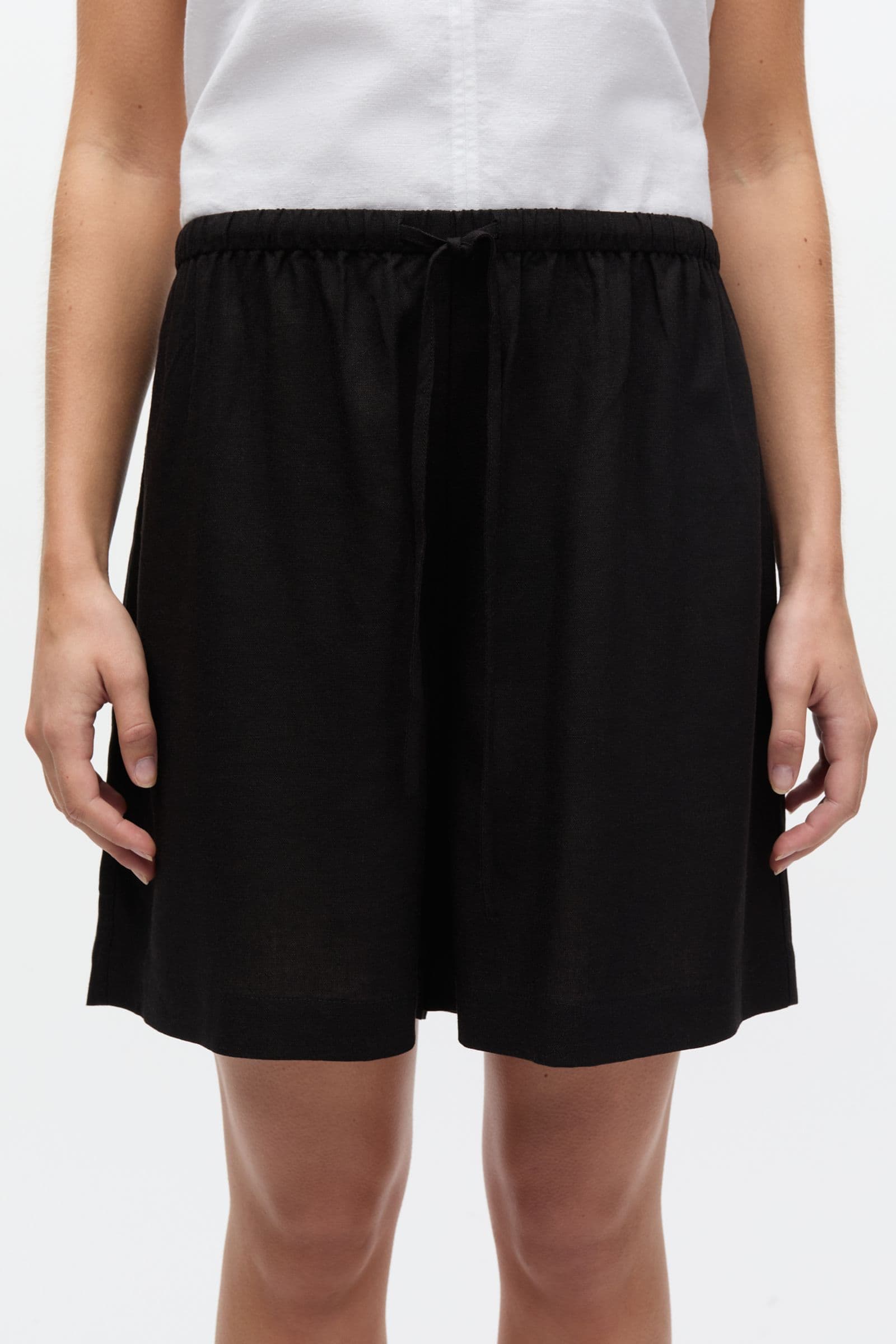 ENJENNIE SHORTS 7394 Black