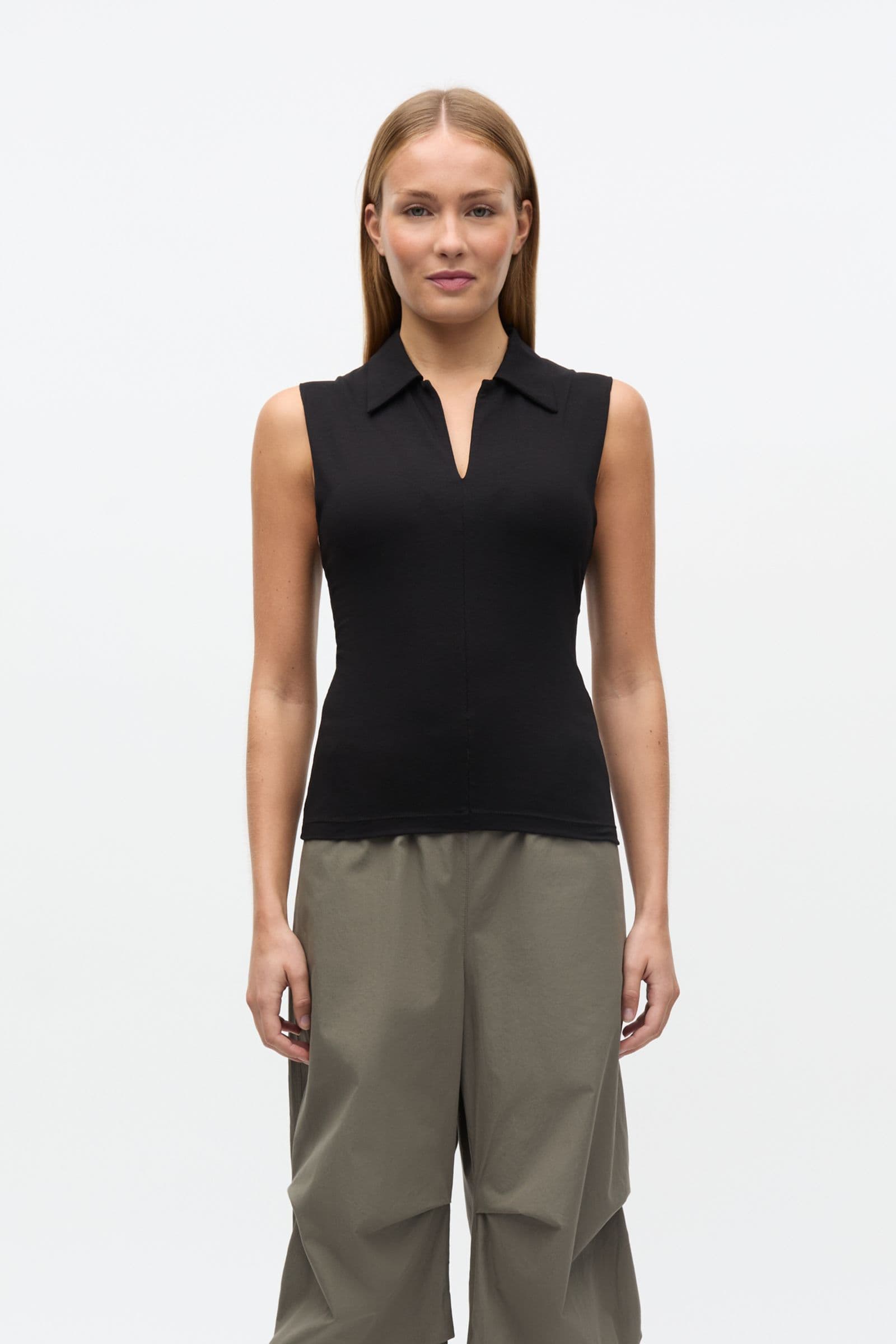 ENMIE SL V-N TOP 7047 Black