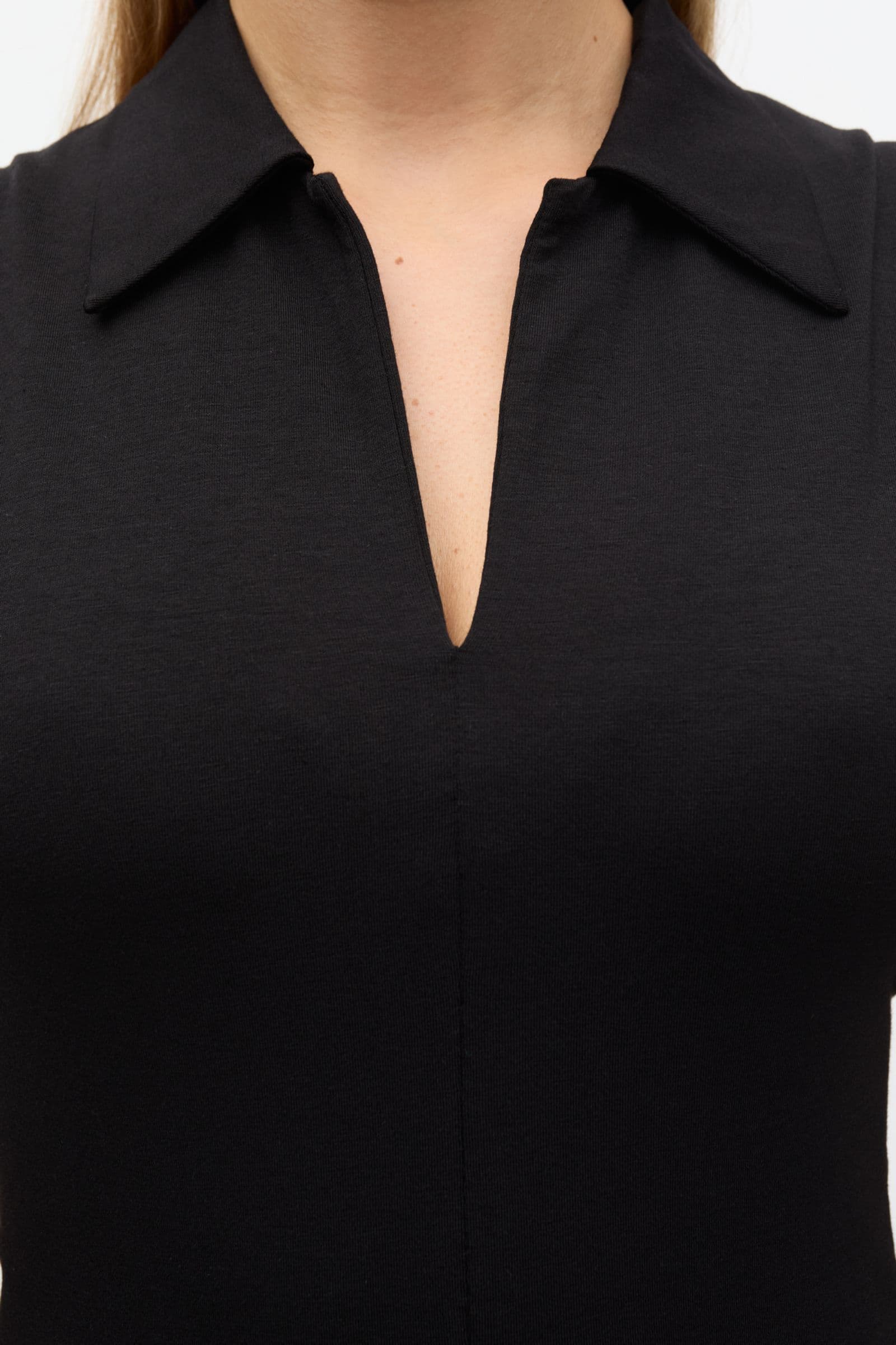 ENMIE SL V-N TOP 7047 Black