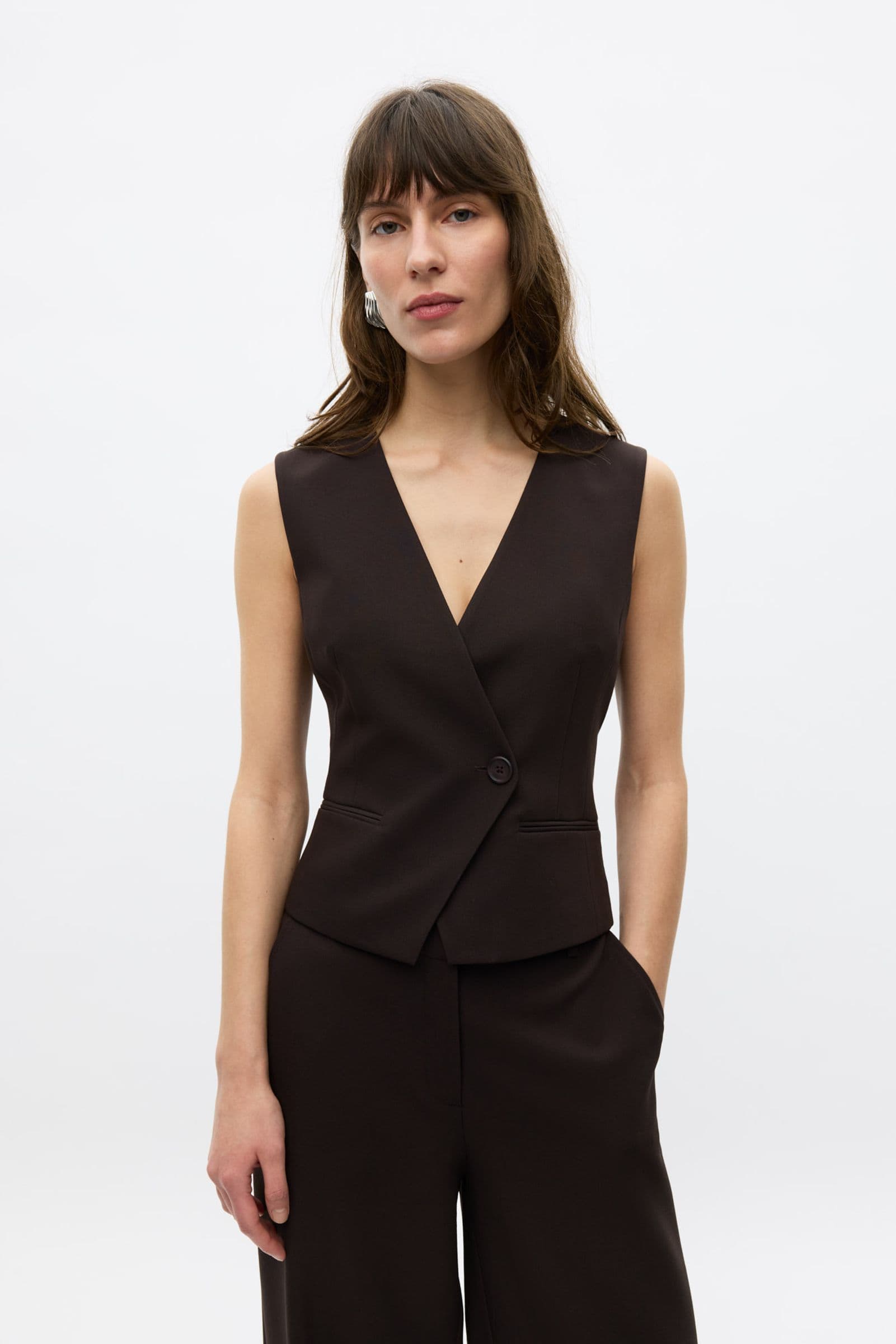 ENRAYE SHORT VEST 6797 Chocolate Torte