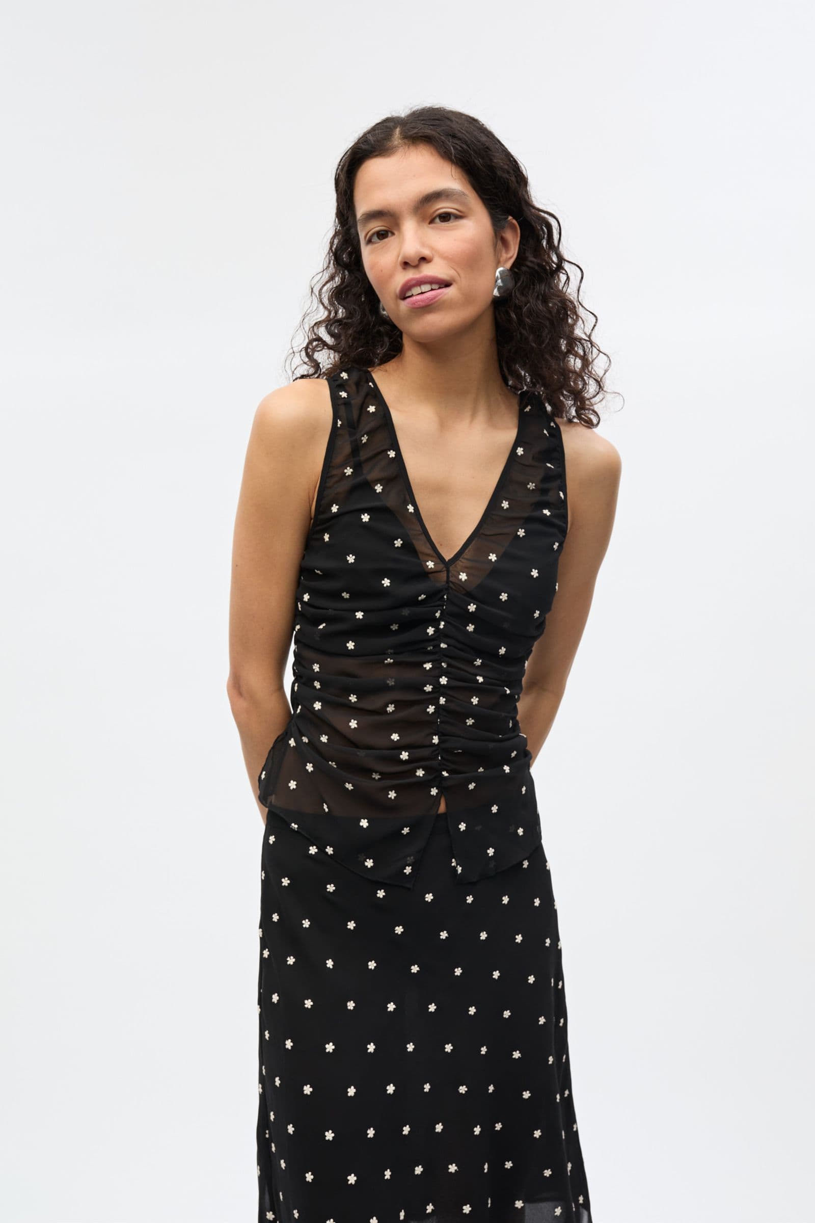 ENSASH TOP 7505 Black Emb