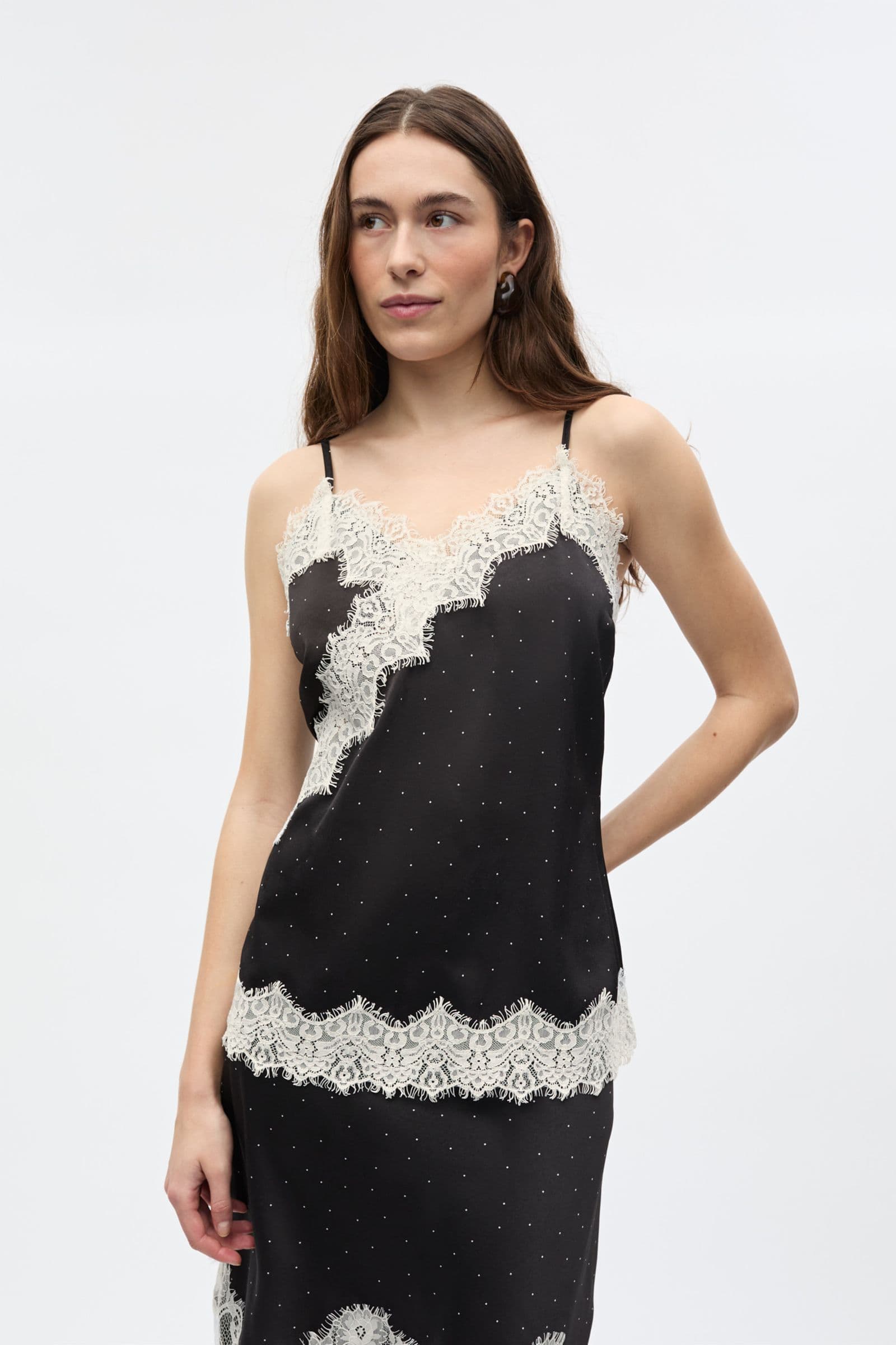 ENNANNA SINGLET TOP A Black White mini dot