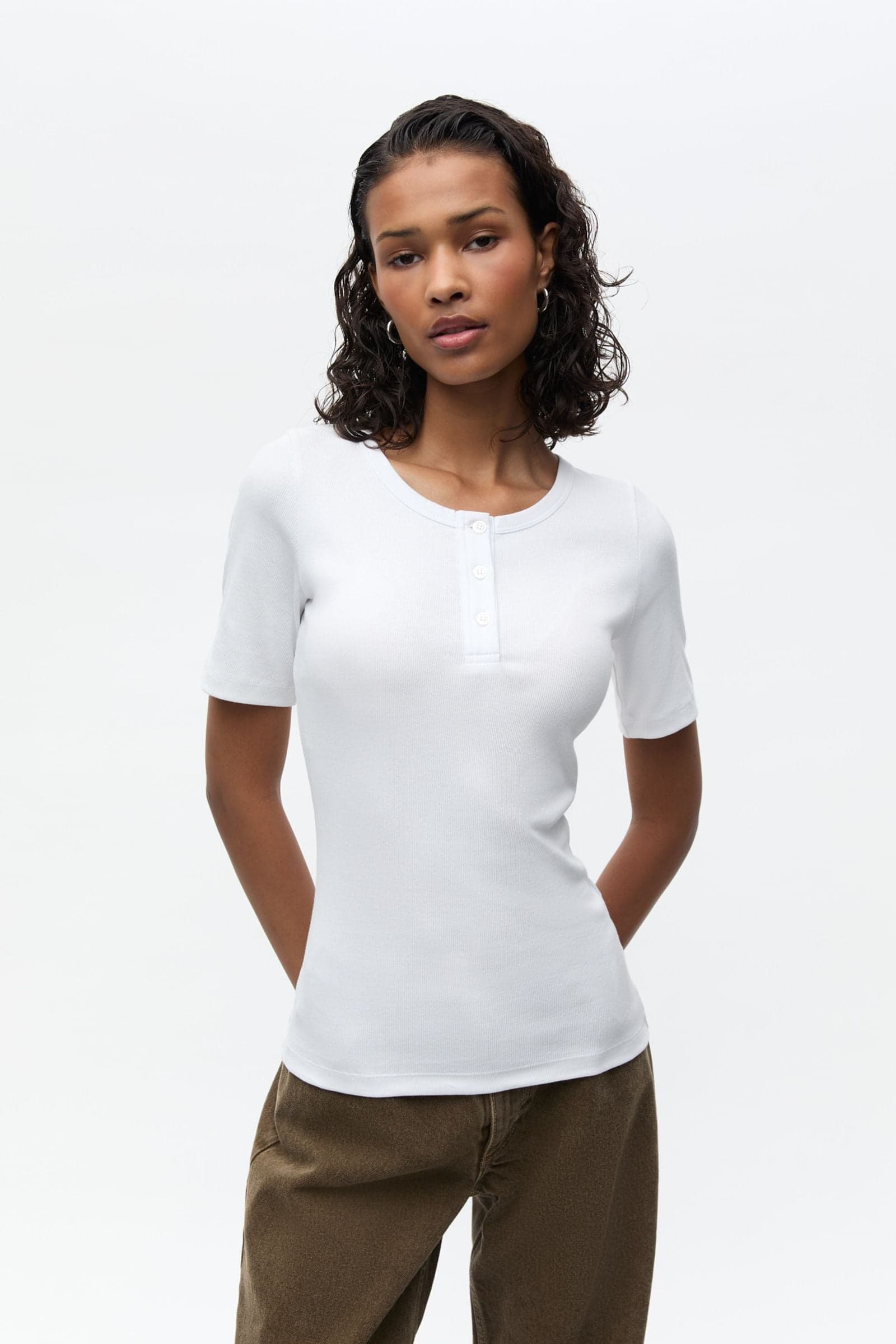 ENALLY HENLEY TEE 5314 Bright White