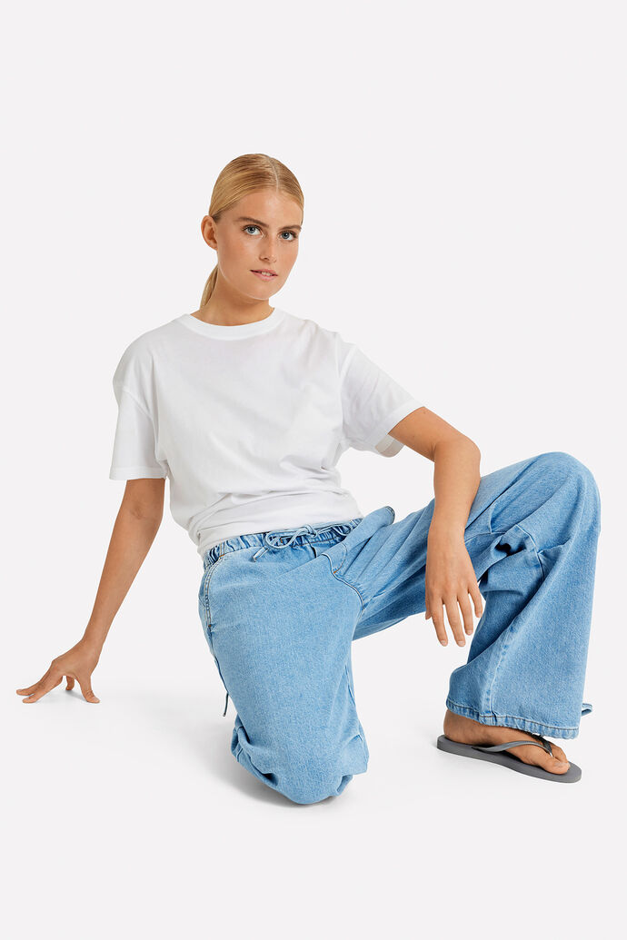 Køb jeans til kvinder | Hurtig levering